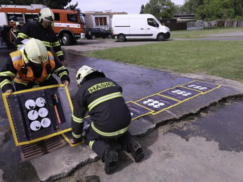 Kanalabdeckung faltbar FDC01 – mobile Gully- & Kanalabdichtung 750 x 630 mm