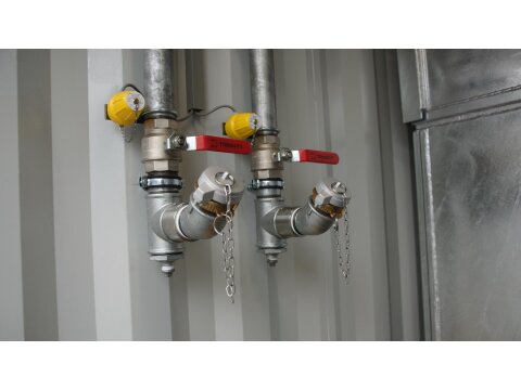 FuelTainer 6000 Liter – Mobile Benzintankstelle mit AwSV & IBC Zulassung – 15ft Containertankstelle für Diesel & HvO