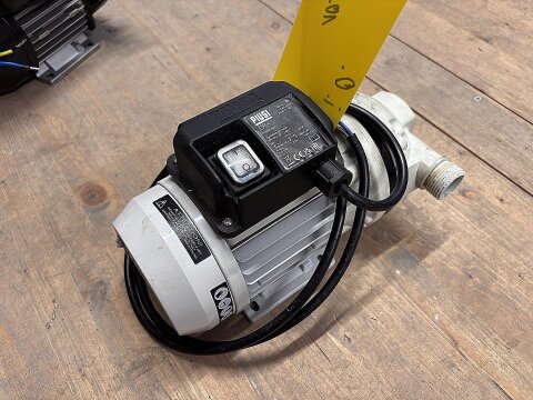 Piusi Suzzarablue 230V Neuwertig AdBluepumpe...