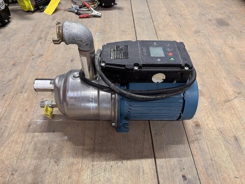 Calpeda Wasserpumpe 230V – Neuwertig mit Display |...