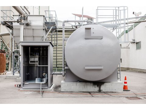 Abfüllcontainer mieten – Tanks befüllen...