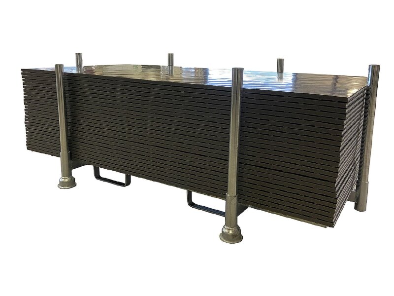 Transportbox aus Stahl für Überfahrplatten – robust & stapelbar