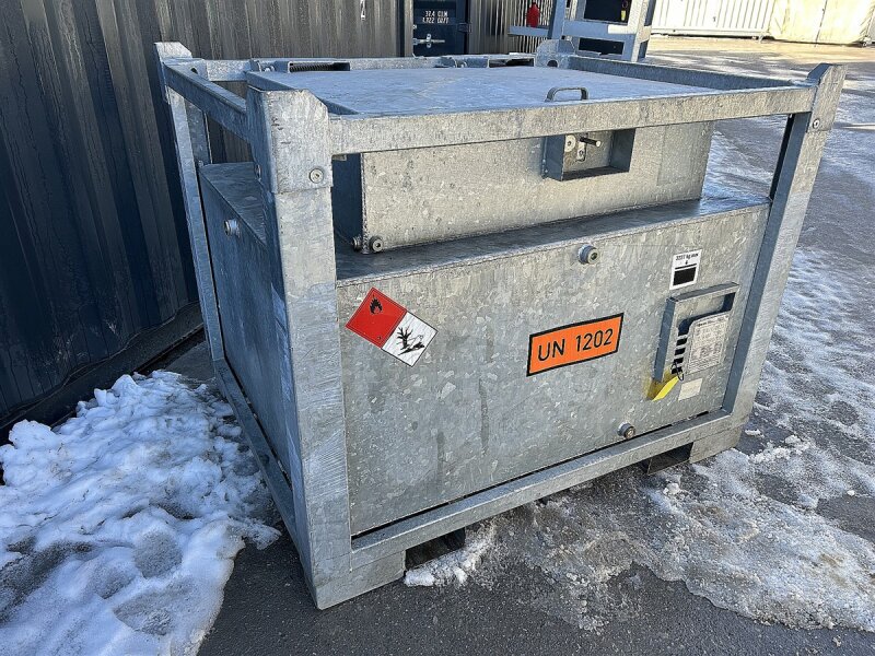 Mobile Tankstelle Diesel 950 l – verzinkter Stahltank mit 230 V Pumpe 45 l/min gebraucht