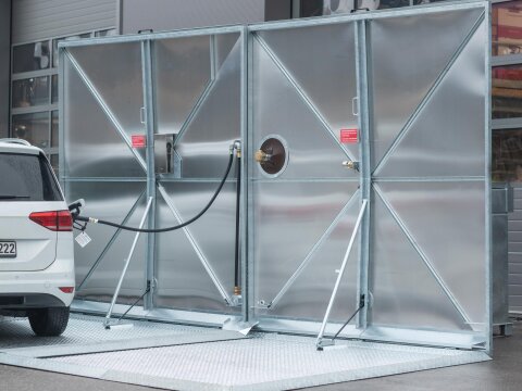 Diesel Abfüllplatz ECO Outdoor – WHG-konformer Betankungsplatz mit Spritzschutzwand für Baustellen & Betriebe