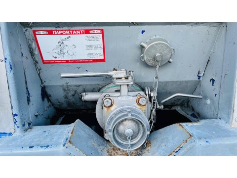 Tankcontainer 25.000 l Edelstahl isoliert – ideal für Trafoöle & Gefahrstoffe mieten