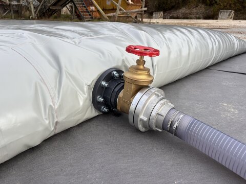 Löschwasserzisterne/Löschwasserkissen bis 2.500.000 Liter – mobiles Komplettset DIN 14230 mit Saugstelle DIN 14244